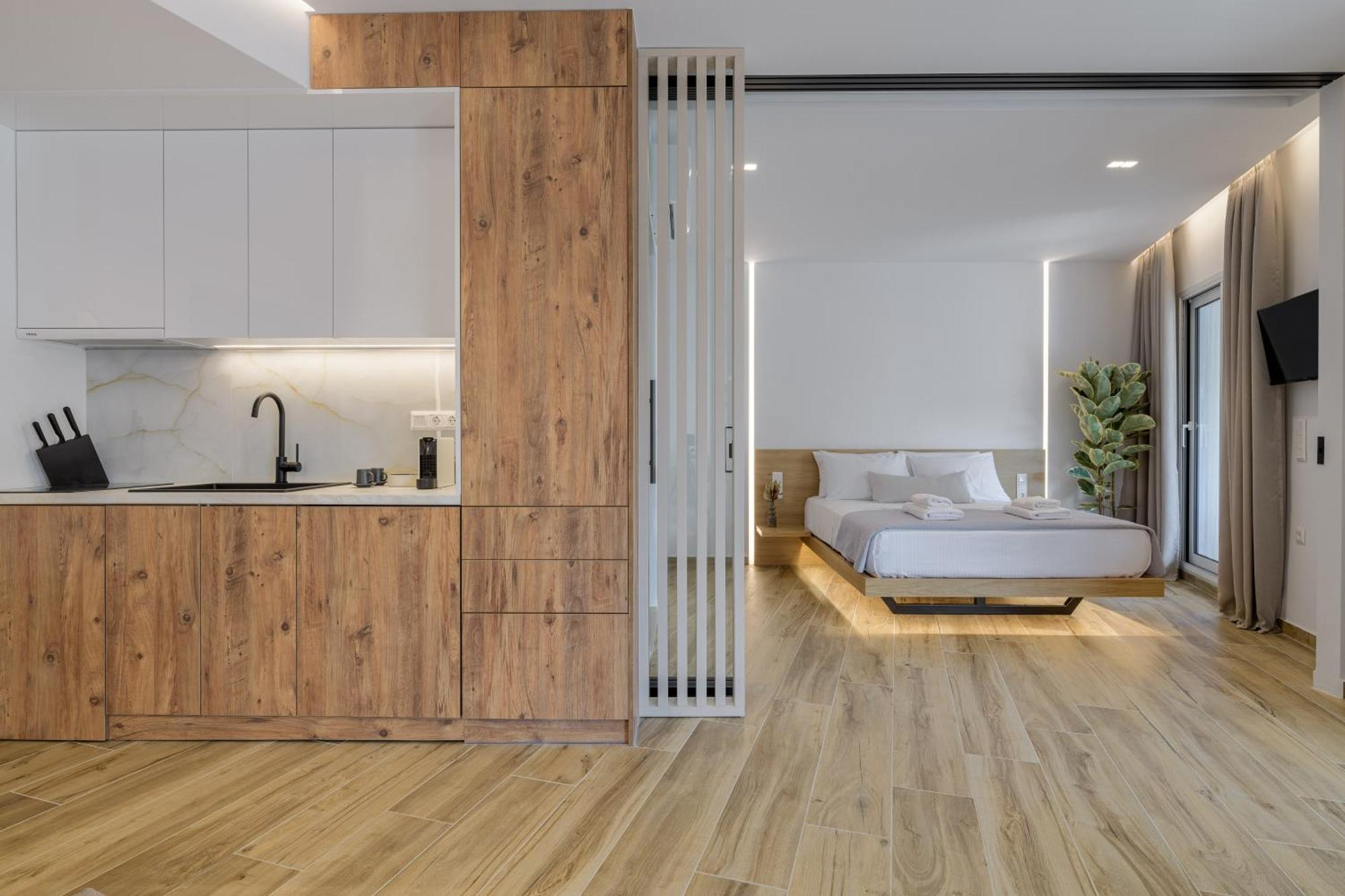 Central Sunny Loft With Plunge Pool أثينا المظهر الخارجي الصورة