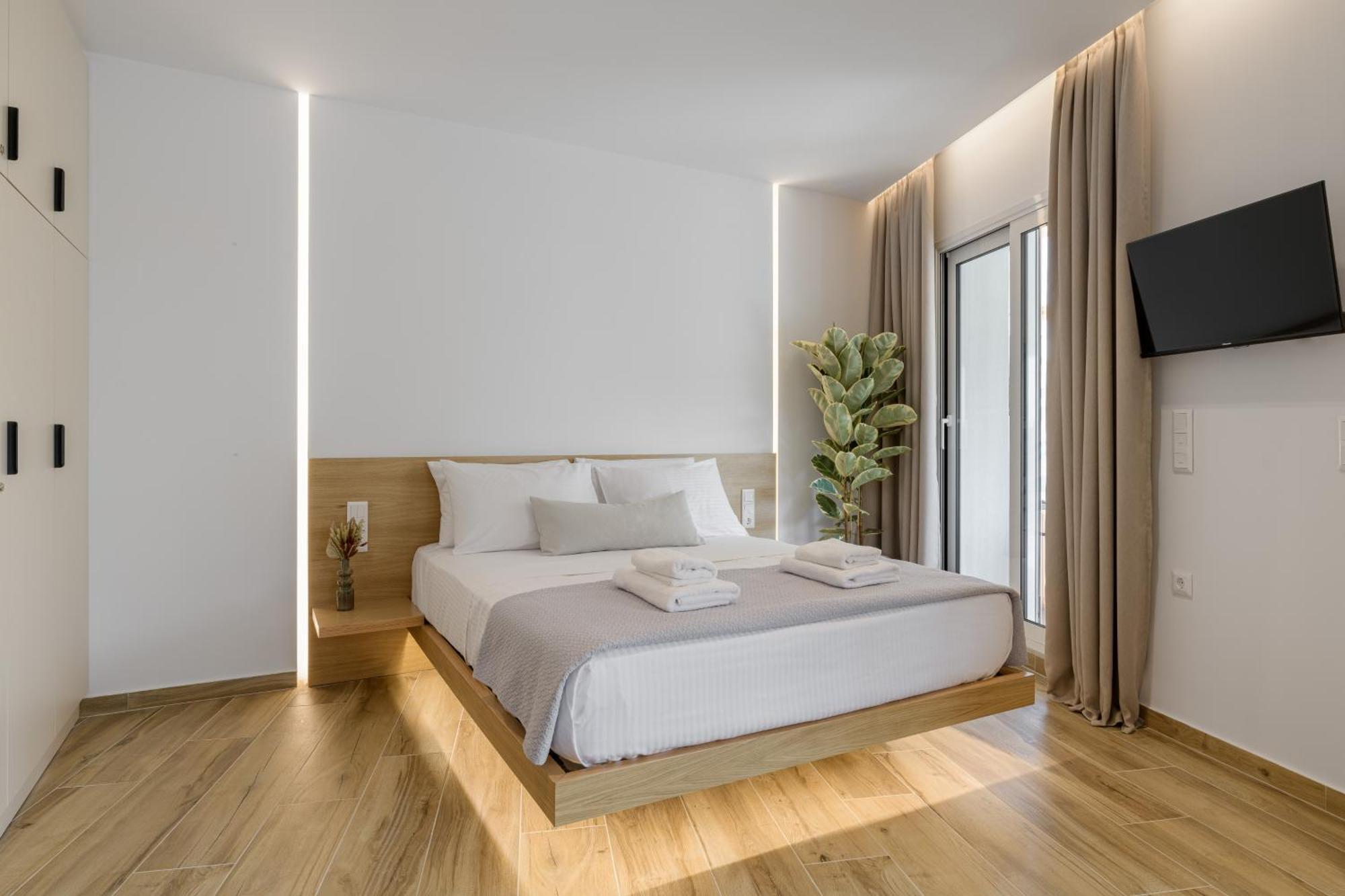 Central Sunny Loft With Plunge Pool أثينا المظهر الخارجي الصورة