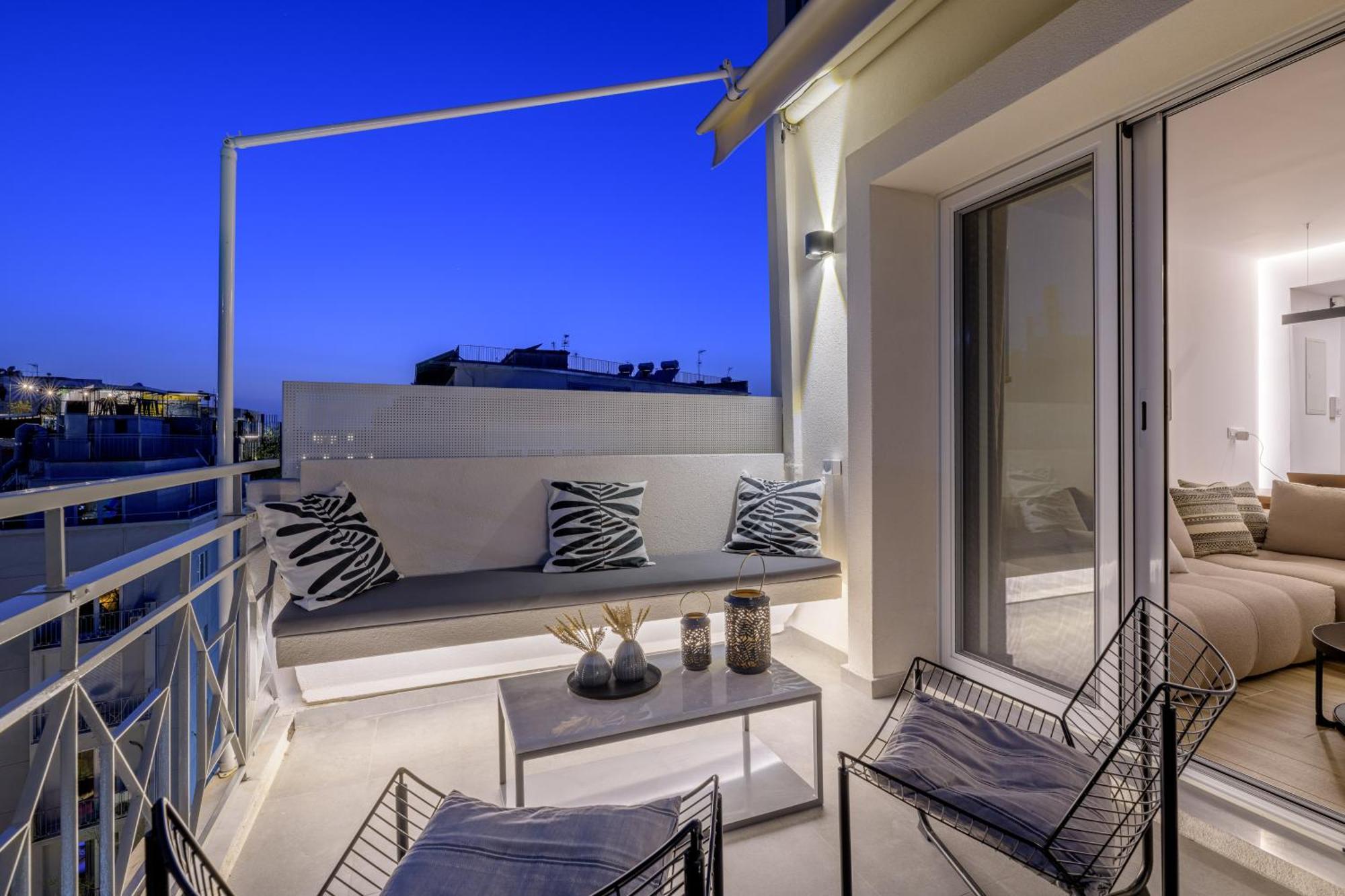 Central Sunny Loft With Plunge Pool أثينا المظهر الخارجي الصورة