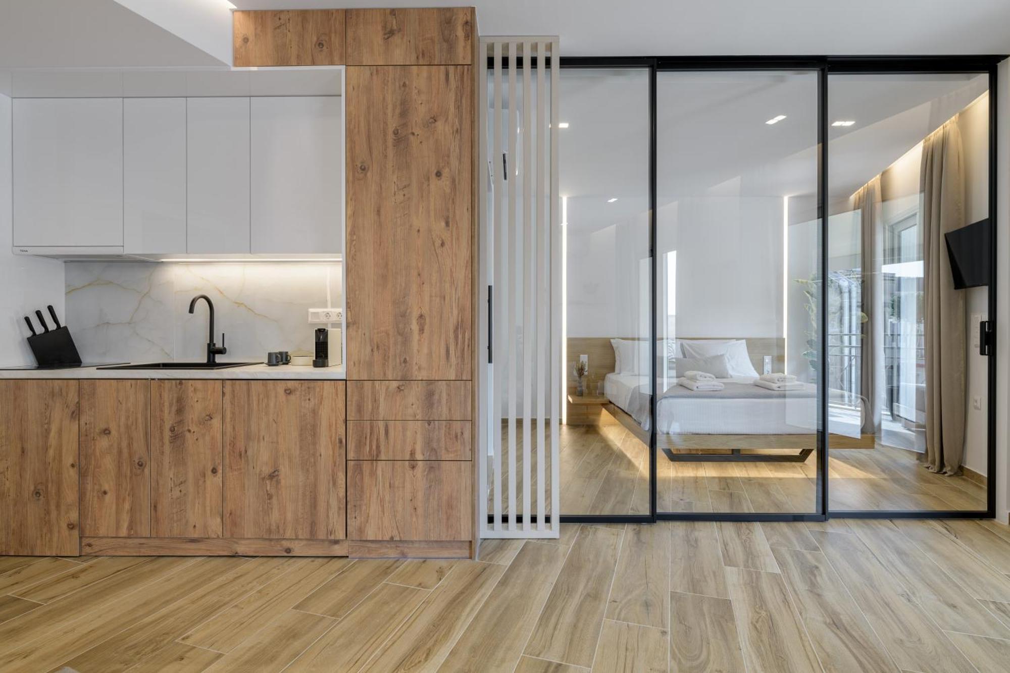 Central Sunny Loft With Plunge Pool أثينا المظهر الخارجي الصورة